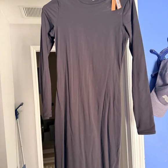 Skims maxi dress - Picture 3 of 3